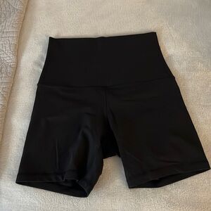 Lululemon HR Align shorts 6”